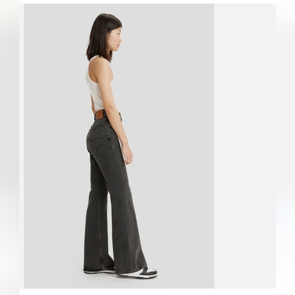 NWT Levi's 70's High Rise Flare Jeans - Picture 5 of 13